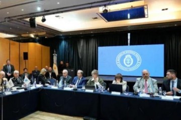 Bullrich prometió "vigilancia antiterrorista permanente" a 31 años del atentado a la AMIA