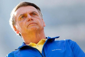 Medida cautelar: Jair Bolsonaro deberá usar tobillera electrónica mientras avanza el juicio por golpe de Estado