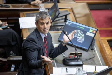 Congreso: el peronismo quiere una sesión por el Garrahan y las universidades y LLA cerrarlo hasta fin de año 