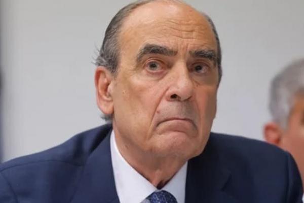 La insensible justificación de Francos al veto: "El sistema de reparto no alcanza a cubrir (las jubilaciones)"