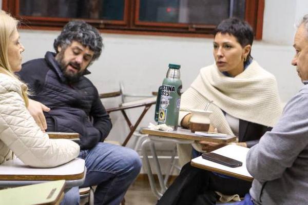 Los detalles de la reunión clave en Quilmes para afianzar la campaña de Fuerza Patria