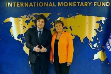 El FMI aprobó la primera revisión del acuerdo con la Argentina y desembolsará USD 2000 millones