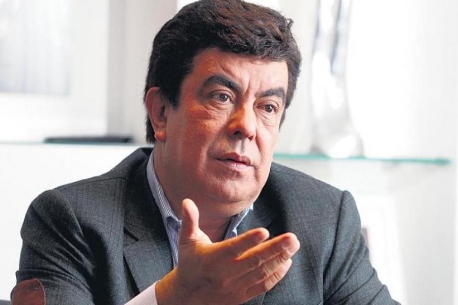 Fernando Espinoza repudió el veto de Milei que afecta a los jubilados: Es fuerte con los débiles y muy débil con los fuertes