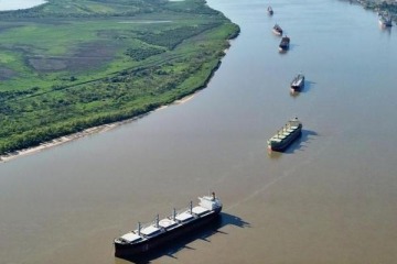 Las consencuencias del peaje: tensiones en la hidrovía y temores por una inminente suba tarifaria