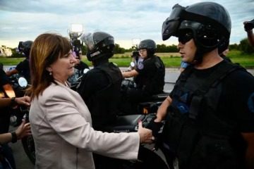 El Gobierno oficializó un aumento salarial para las fuerzas federales: en cuánto quedarán los sueldos básicos