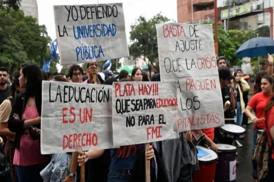 Docentes de la UBA realizarán un nuevo paro por 24 horas en defensa de la ley de financiamiento universitario