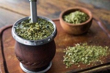 No se salva ni el mate: se desploma el procesamiento de yerba y el sector sigue en crisis
