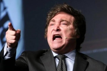 Una encuesta arrojó que la gente ya no aprueba los insultos de Javier Milei a la oposición