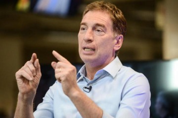 Foto de Santilli ser candidato en las listas de LLA para las elecciones de octubre