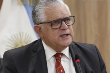 De la tribuna a la rosca: los trolls que bancan al presidente de Racing ahora militan a López Murphy