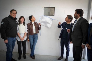 Foto de Mayra Mendoza: "Lo nico que recibe nuestra poblacin de Milei son agravios, crueldad y represin a jubilados"