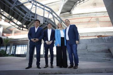 Espinoza, Kicillof y Magario presentaron la primera fase de la obra del Polo Científico Tecnológico en La Matanza 