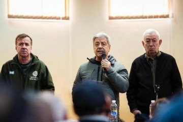 Trabajadores de Ternium-Siderar anunciaron paro por tiempo indeterminado y movilización ante la motosierra industrial de Milei