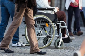 Gobernadores desafían a Milei y presentan amparos para la restitución de las pensiones por discapacidad en sus provincias
