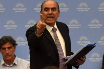 El Gobierno se escuda bajo la versión de que Franco Bindi, pareja de Marcela Pagano, habría filtrado los audios