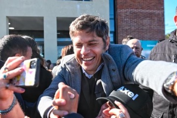 No es la madre de todas las batallas, es la madre de la democracia", dijo Kicillof llamando a votar en toda la Provincia