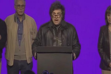 Foto de Milei reconoci la "clara derrota" en las elecciones y ratific el rumbo econmico de su Gobierno