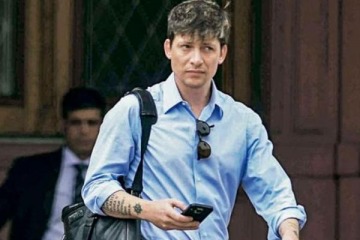 Santi Caputo le habría alertado a Milei sobre la rebelión tuitera del Gordo Dan