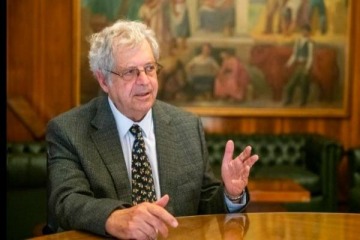 Rubinstein pidió cambios en el gabinete económico: Si hay que cambiar al equipo para revertir la crisis, Milei lo debería hacer