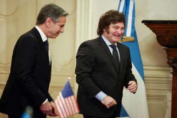 En medio de la tensión cambiaria, el Gobierno confirmó un posible préstamo del Tesoro de Estados Unidos