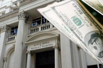 Mala racha: Milei entró al top 10 de mayores ventas diarias de dólares del BCRA desde 2003