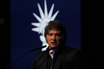 Encuesta: 6 de cada 10 personas desaprueban la gestión del Gobierno nacional y tiene una valoración negativa de Milei