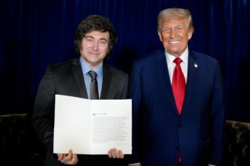 Milei consiguió su foto con Trump en EEUU y un fuerte respaldo de cara a las elecciones 