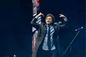 En plena crisis y tras el salvataje de Trump, Milei cantará en el Movistar Arena para la presentación de su libro
