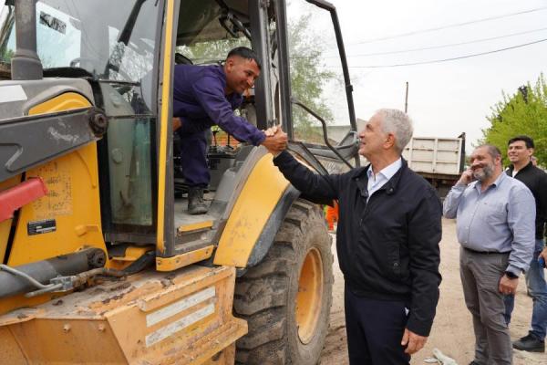 "Un avance fundamental": el Municipio de La Plata encabezó el inicio de obras hidráulicas
