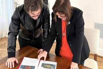 En el marco de su campaña, Milei presenta en Ezeiza la reforma del Código Penal