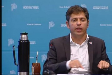 El gobernador Kicillof se refirió a la denuncia contra Espert y subrayó que tiene que dar explicaciones verosímiles