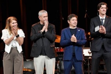 Kicillof encabezó la apertura de la XXI Convención Anual Pro Textil en Avellaneda