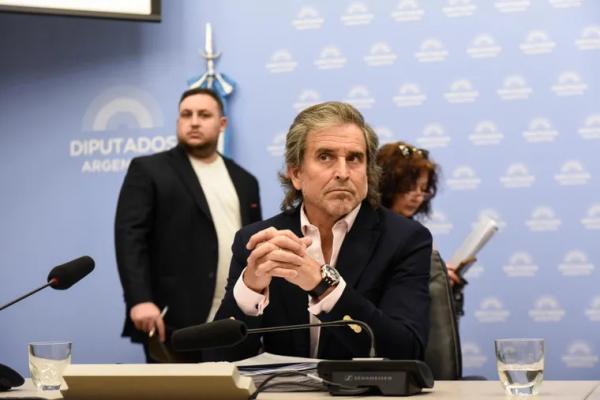 Bertie Benegas Lynch quedó oficialmente a cargo de la comisión de Presupuesto tras la renuncia de Espert