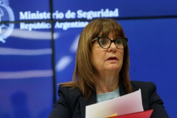 Bullrich refuerza la colaboración con Estados Unidos a través de un acuerdo con el FBI