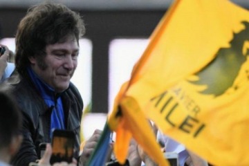Enojo por la presencia del Presidente en Rosario: Milei persona no grata
