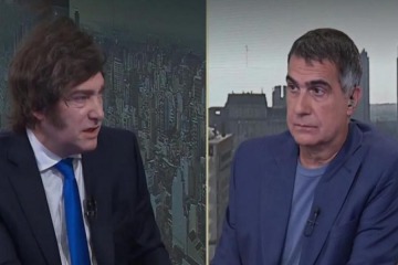 Bajo la euforia del triunfo electoral, Milei pateó para diciembre los cambios en el Gabinete