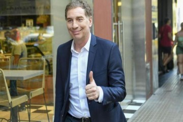 Tras el ajustado triunfo en PBA, Santilli aseguró que cumplirá con su promesa y se pelará