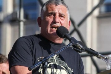 Para Manrique, la reforma laboral solo busca abaratar despidos y exigió una cgt firme y contundente