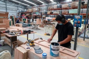 Pymes alertan por la recesión: seis de cada diez trabajan sin ganancias, ventas en caída y fuerte endeudamiento