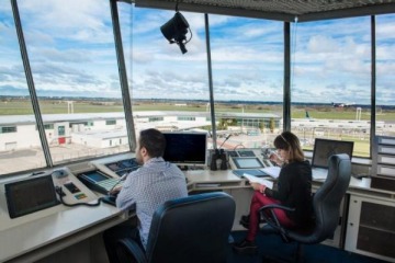 Controladores aéreos anunciaron un cronograma de paros para noviembre