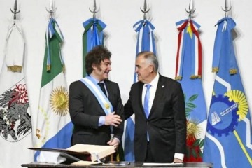 Foto de En gesto de respaldo, Jaldo defendió la reforma laboral de Milei: “Da determinadas garantías y posibilidades”