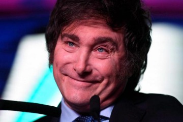 Milei ratificó el esquema de bandas y extendió más halagos a Trump: "Decidió liderar la región y lo celebro"