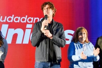 "Centenarios": Valdés y Cornejo se disputan la conducción radical tras la salida de Lousteau