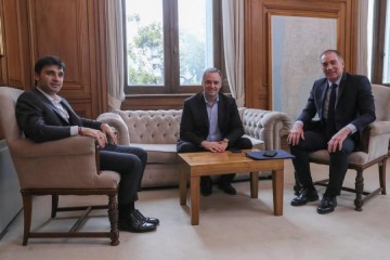 Santilli continúa este lunes las conversaciones con gobernadores, previo a su asunción