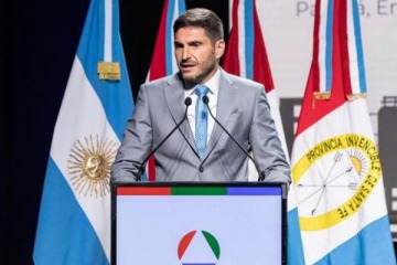 Foto de Pullaro insistió en el reclamar los fondos coparticipables y pidió al Gobierno considerar una “nueva redistribución de recursos”