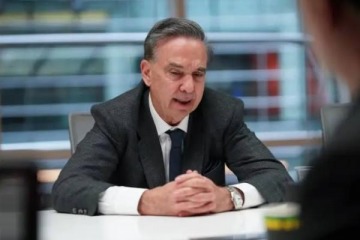 Quiere gravar a Shein y Temu: Pichetto apuntó contra Caputo y reveló que un asesor de Trump tenía información privilegiada