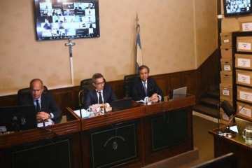 Causa Cuadernos: la segunda jornada comenzó con el planteo de que sea presencial y cuestionamientos de Cristina