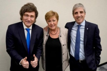 El FMI mete presión al Gobierno de Milei por la acumulación de reservas y pone en duda que cumpla la meta de revisión en enero