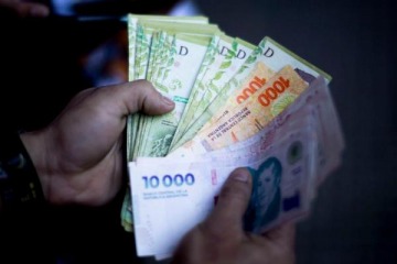 Los argentinos se endeudan cada vez más con bancos y billeteras virtuales: ya supera los $5,6 millones por cliente