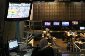 ¿Cómo vienen los bonos en dólares?: se corta la mala racha pero el mercado sigue en tensión porque sube el Riesgo País